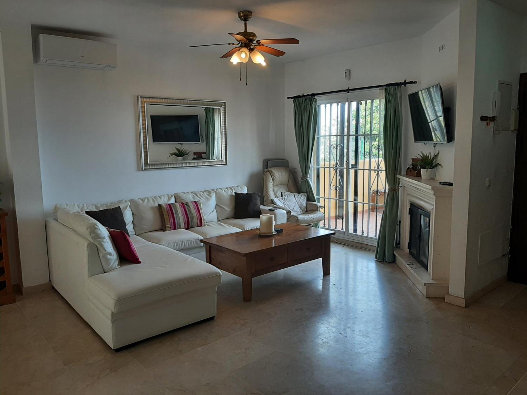3 Bedroom Home With Amazing Views & Outdoor Spaces มานิลบา ภายนอก รูปภาพ